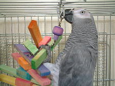 嘴をここに引っかけるのがコツなんやで〜